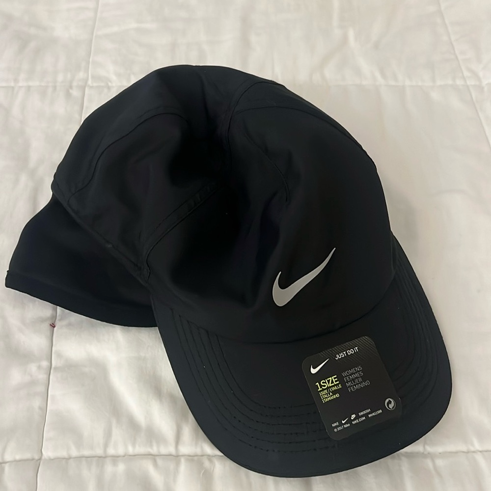 Nike running hat